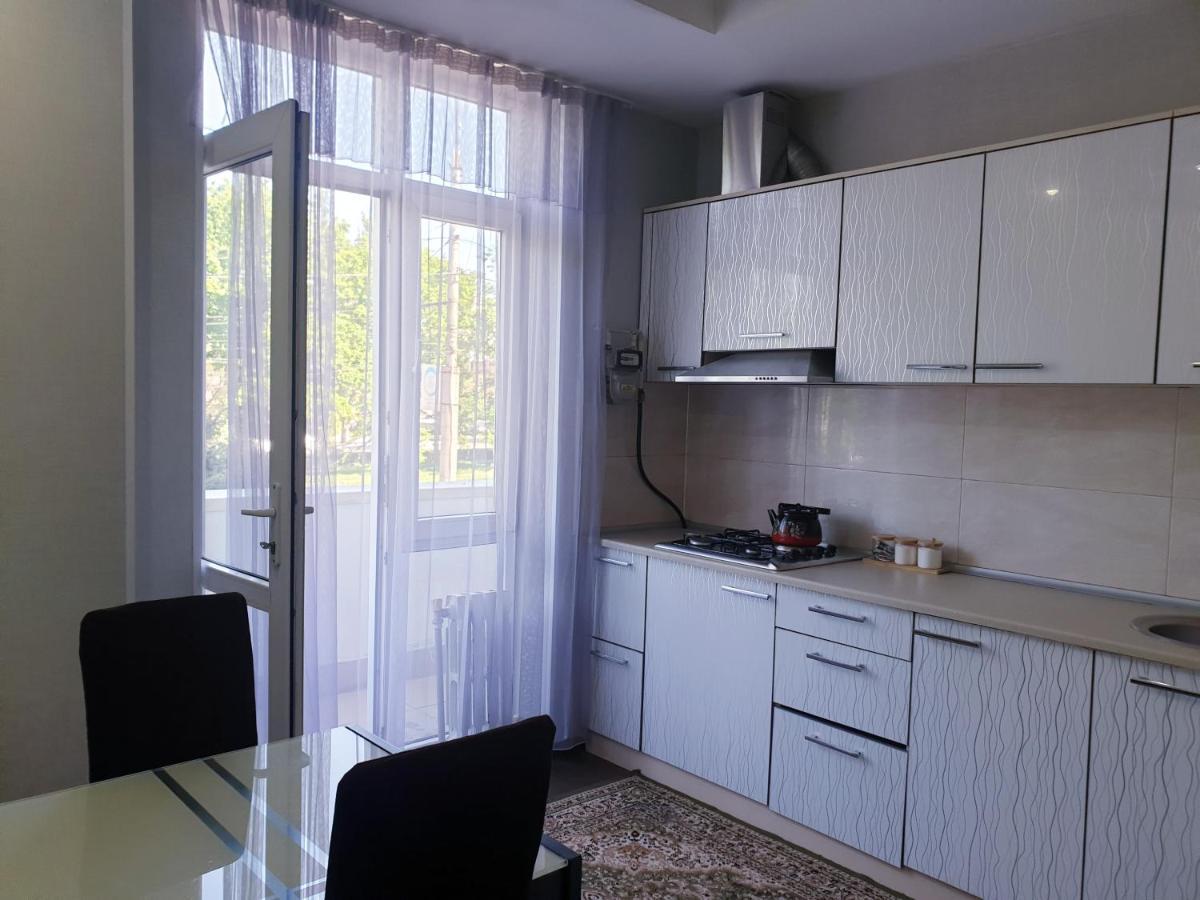 Apartments Paritet Бишкек Экстерьер фото